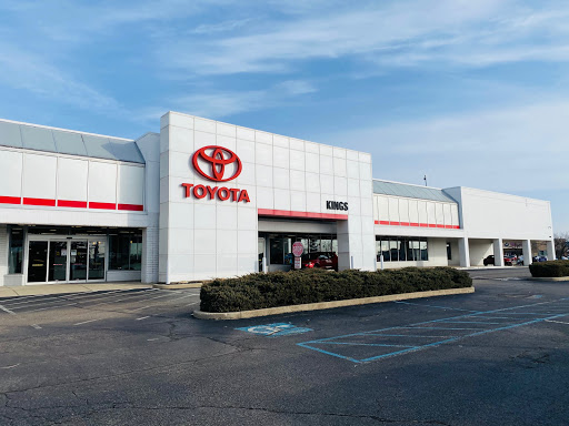 Toyota Dealer «Kings Toyota - New Cars, Indoor Showroom», reviews and photos, 4700 Fields Ertel Rd, Cincinnati, OH 45249, USA