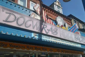 Docwras Rock Shop image