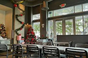 Pieology Pizzeria image