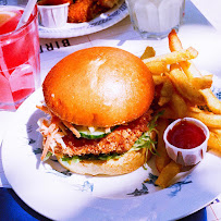Plats et boissons du Restaurant de hamburgers Birdy à Paris - n°14