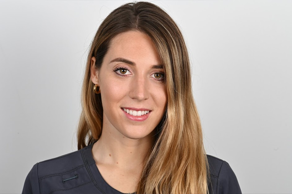 Dr Inès Badal - Dentiste Paris 17 à Paris (Paris 75)