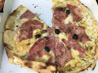 Plats et boissons du Pizzeria Del Mano - Pizzas Ardéchoise à Saint-Martin-d'Ardèche - n°9