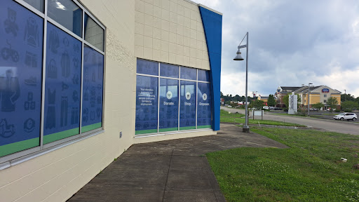 Thrift Store «Goodwill», reviews and photos