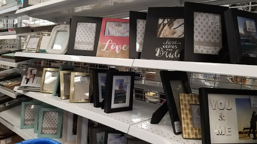 Clothing Store «Ross Dress for Less», reviews and photos, 500 N Jackson Rd Ste G, Pharr, TX 78577, USA