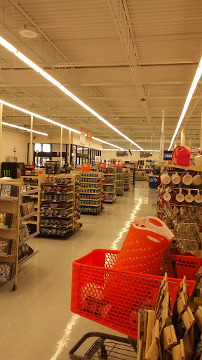 Discount Store «Big Lots», reviews and photos, 1041 S Riverside Dr, Clarksville, TN 37040, USA