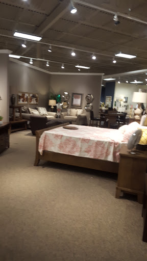 Furniture Store «Ashley Homestore», reviews and photos, 8040 Burlington Pike, Florence, KY 41042, USA