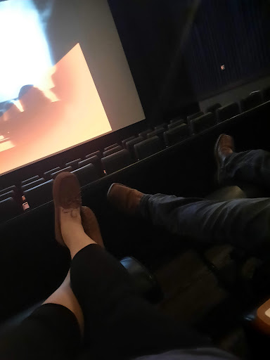 Movie Theater «Regal Cinemas Massillon 12», reviews and photos, 175 Cherry Rd NW, Massillon, OH 44646, USA