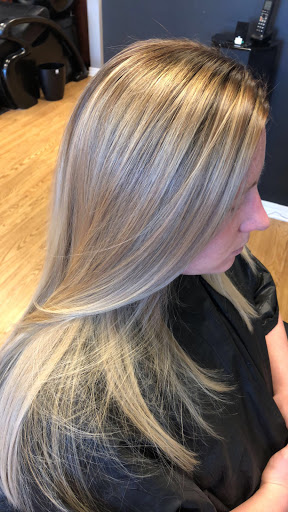 Hair Salon «A Good Hair Day», reviews and photos, 88 Beal Pkwy NW, Fort Walton Beach, FL 32548, USA