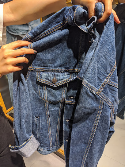 Levi's 台北东区旗舰店