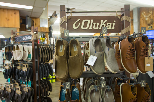 Sporting Goods Store «Anglers Sport Center», reviews and photos, 1456 Whitehall Rd, Annapolis, MD 21409, USA