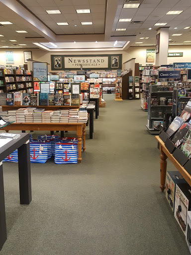 Book Store «Barnes & Noble Booksellers Ingram Festival», reviews and photos, 6065 NW Loop 410 #185, San Antonio, TX 78238, USA