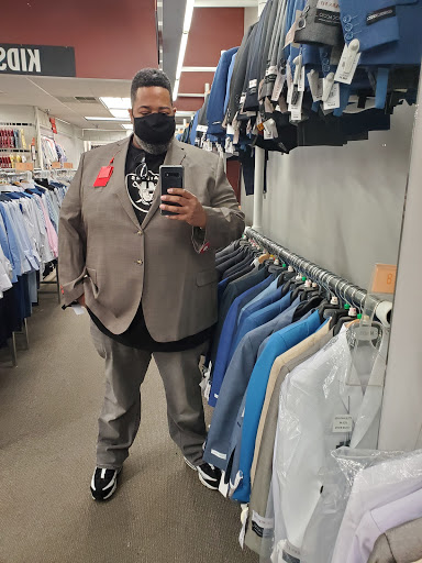 Clothing Store «K&G Fashion Superstore», reviews and photos, 22688 Michigan Ave, Dearborn, MI 48124, USA