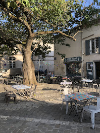 Atmosphère du Restaurant de fruits de mer Le Panier de Crabes à La Rochelle - n°4