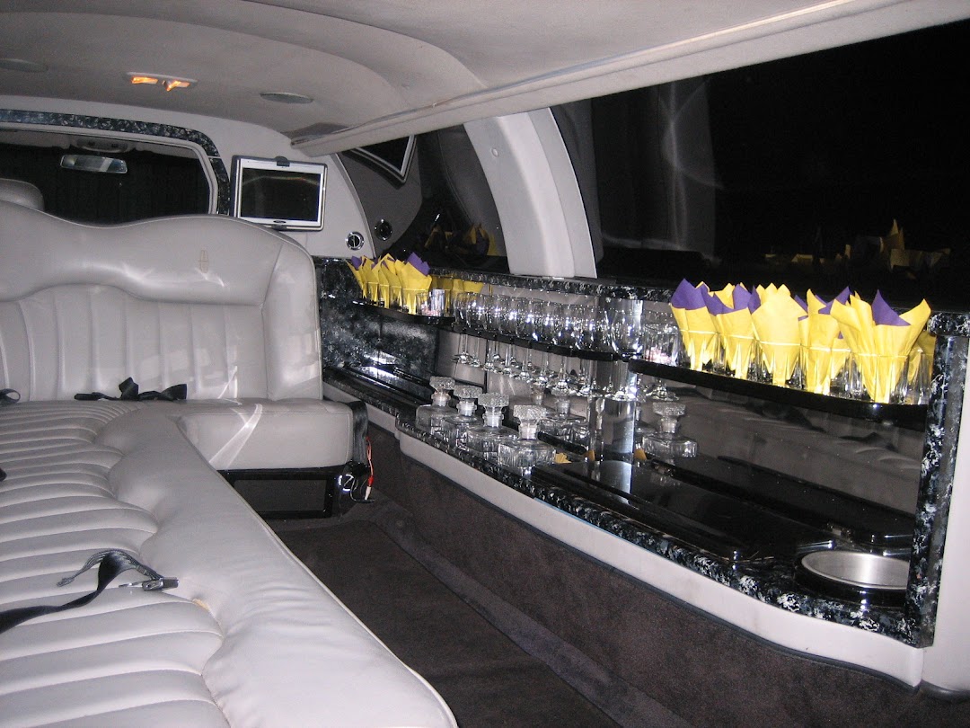 Platinum Limousine & Sedan Service - Limo Service & Airport Limousines Transportation in Columbia SC