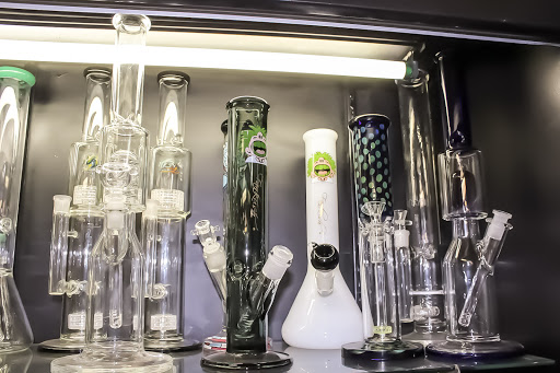 Tobacco Shop «Ace Tobacco Shop», reviews and photos, 2501 Lake Ave, Altadena, CA 91001, USA