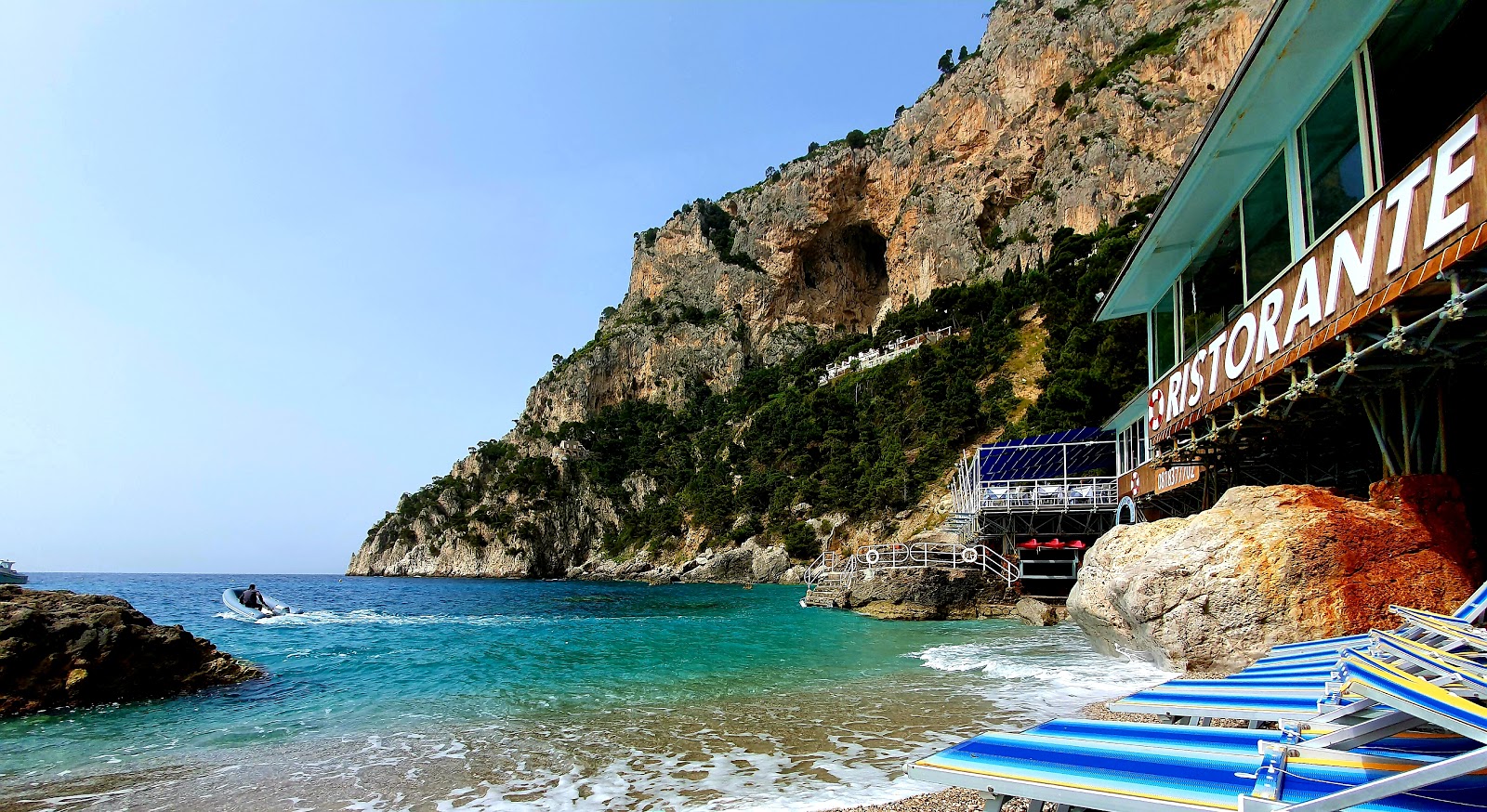 Foto de Playa de Marina Piccola con muy limpio nivel de limpieza