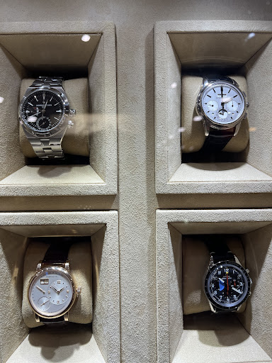 Jewelry Store «Shreve, Crump & Low», reviews and photos, 39 Newbury St, Boston, MA 02116, USA