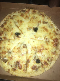Plats et boissons du Pizzeria Pizza Mama à Bagnols-sur-Cèze - n°2
