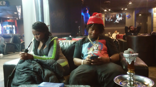 Tobacco Shop «Hollywood Smokes», reviews and photos, 6857 159th St, Tinley Park, IL 60477, USA