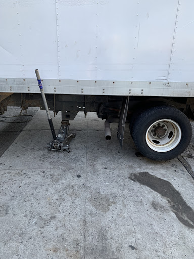 Tire Shop «Awais Auto Repair & Tire Shop», reviews and photos, 168 Centre St, Brooklyn, NY 11231, USA