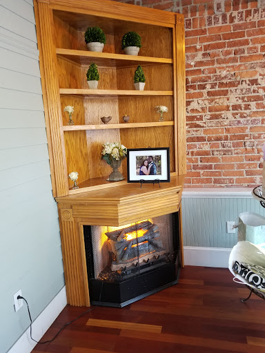 Wedding Venue «The Conservatory At Waterstone», reviews and photos, 4849 N Main St, Acworth, GA 30101, USA