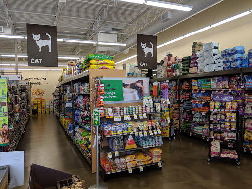 Pet Supply Store «Pet Supplies Plus», reviews and photos, 1937 FL-60, Valrico, FL 33594, USA