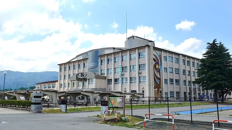 山形県立長井工業高等学校