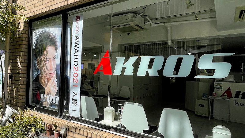 AKROS 原宿