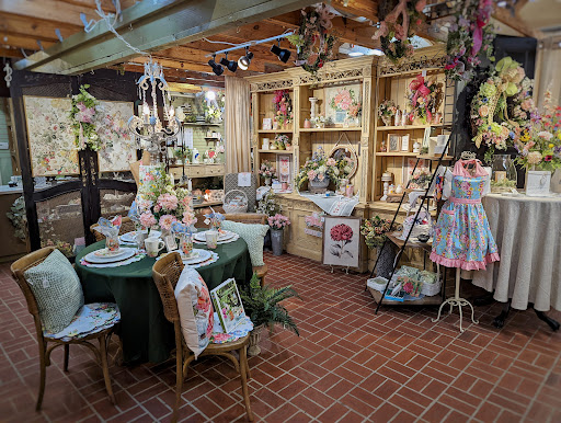 Gift Shop «The Stable Home Decor», reviews and photos, 101 Co Rd 557A, Lake Alfred, FL 33850, USA