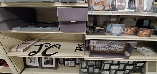 Discount Store «Big Lots», reviews and photos, 50700 Gratiot Ave, Chesterfield, MI 48051, USA