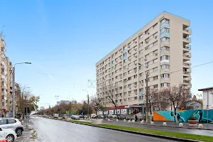 Cazare în regim hotelier - Sudului 810 by MRG Apartments image