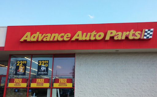Auto Parts Store «Advance Auto Parts», reviews and photos, 1246 Kauffman Ave, Fairborn, OH 45324, USA