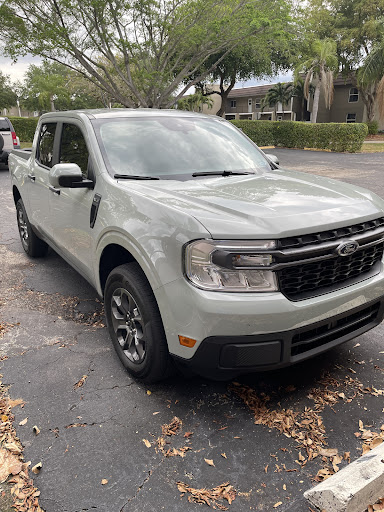 Car Dealer «Tamiami Ford», reviews and photos, 1471 Airport Pulling Rd N, Naples, FL 34104, USA