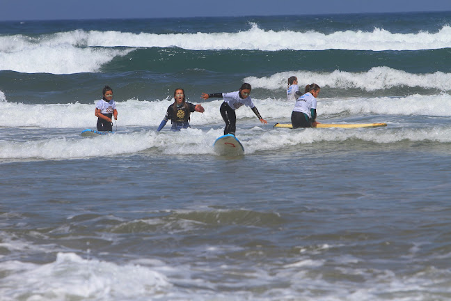 Escola Surf Paramos - Espinho