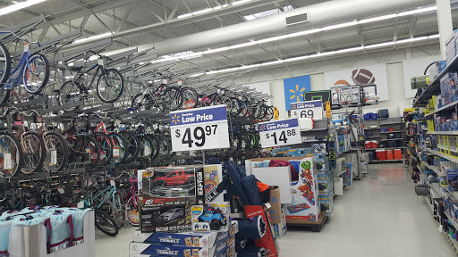 Tire Shop «Walmart Tires & Auto Parts», reviews and photos, 10562 Belleville Rd, Belleville, MI 48111, USA