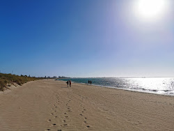 Zdjęcie Kwinana Beach z przestronna plaża