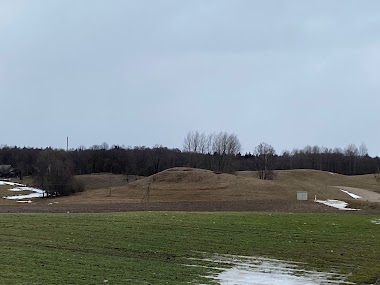 Strumilų Piliakalnis