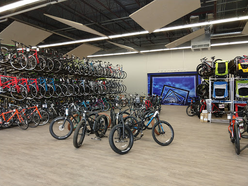 Warehouse «Bike World Warehouse», reviews and photos, 2401 Hickman Rd, Des Moines, IA 50310, USA