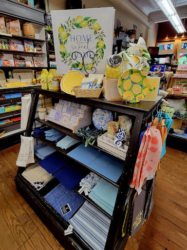 General Store «Mast General Store Hendersonville», reviews and photos, 527 N Main St, Hendersonville, NC 28792, USA