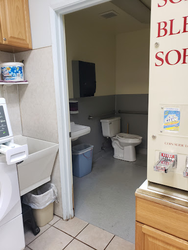 Laundromat «Yelm Laundry Center», reviews and photos, 1010 E Yelm Ave, Yelm, WA 98597, USA