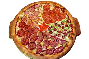 PizzaBella image