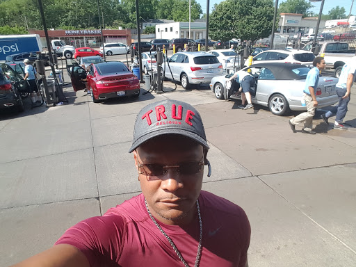 Car Wash «Waterway Carwash», reviews and photos, 10850 Manchester Rd, Kirkwood, MO 63122, USA