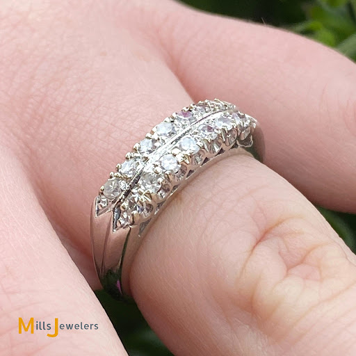 Mills Jewelers & Loan image