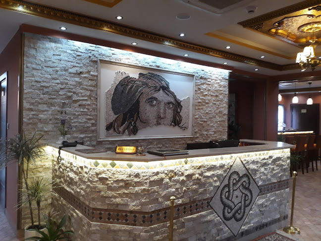 http://www.artemisresort.sk/