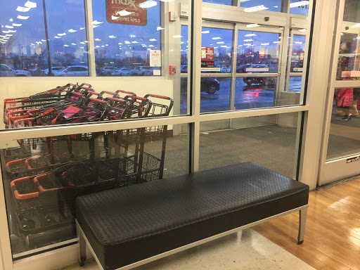 Department Store «T.J. Maxx», reviews and photos, 1751 Ritchie Station Ct, Capitol Heights, MD 20743, USA
