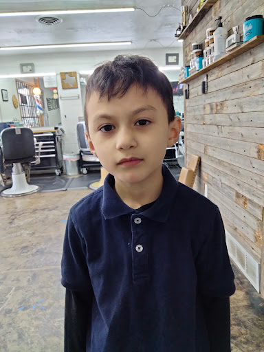 Barber Shop «Scissor Hands Barbershop», reviews and photos, 2420 W Clarendon Dr, Dallas, TX 75211, USA