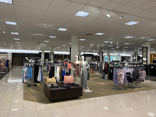 Department Store «Nordstrom Twelve Oaks Mall», reviews and photos, 27640 Novi Rd, Novi, MI 48377, USA