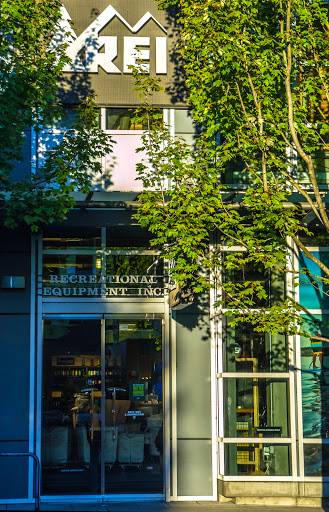 Camping Store «REI», reviews and photos, 1405 NW Johnson St, Portland, OR 97209, USA