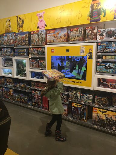 Toy Store «The LEGO Store», reviews and photos, 26300 Cedar Rd, Beachwood, OH 44122, USA