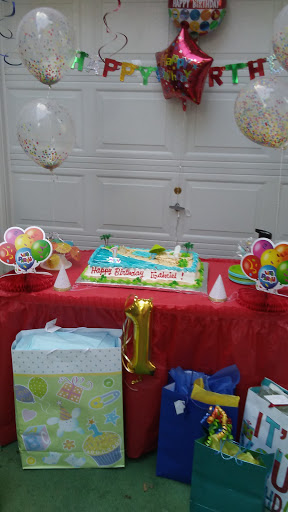 Tropicana Market, 24 Palmer St, Salem, MA 01970, USA, 